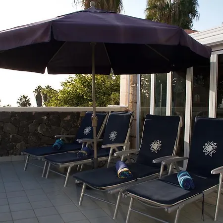 Holiday home Holiday Calle Arigue