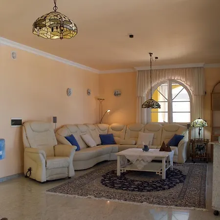 Holiday home Holiday Calle Arigue *